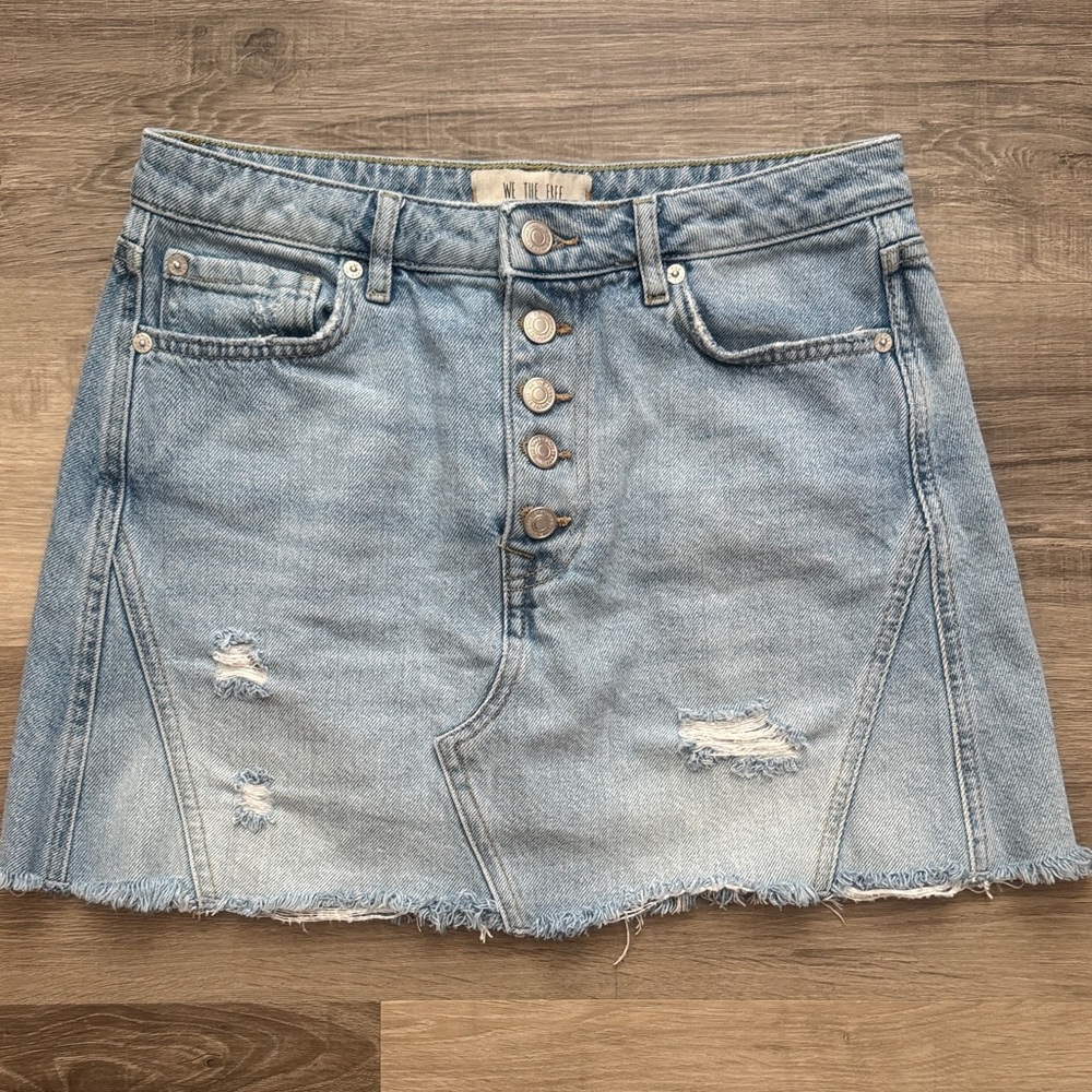 WE THE FREE Button Fly Distressed Raw Hem Light Wash Denim Mini Skirt